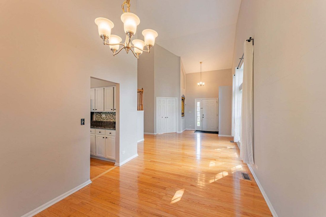 House in Aurora, Illinois, United States 5 - 18958656