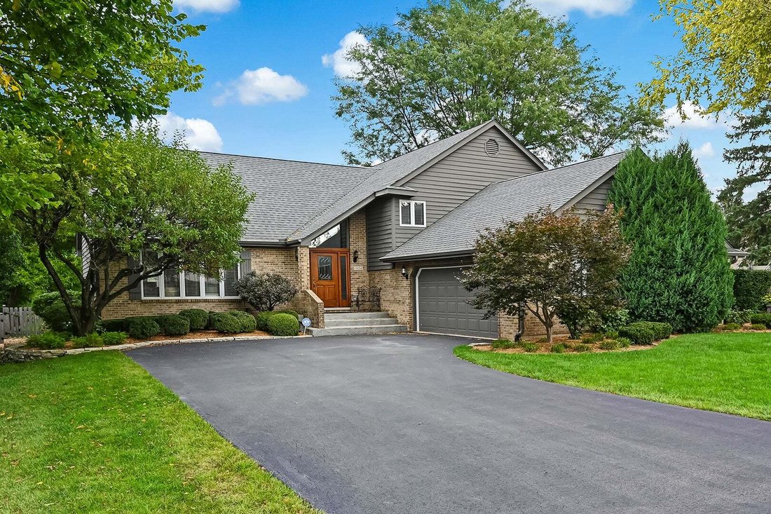House in Darien, Illinois, United States 1 - 18958652
