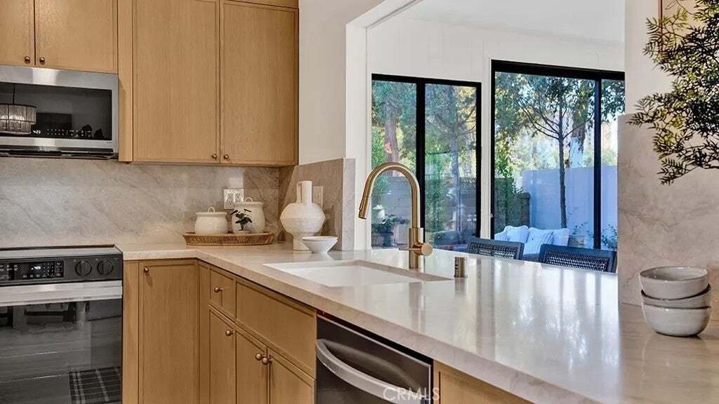 House in Laguna Hills, California, United States 1 - 18959330