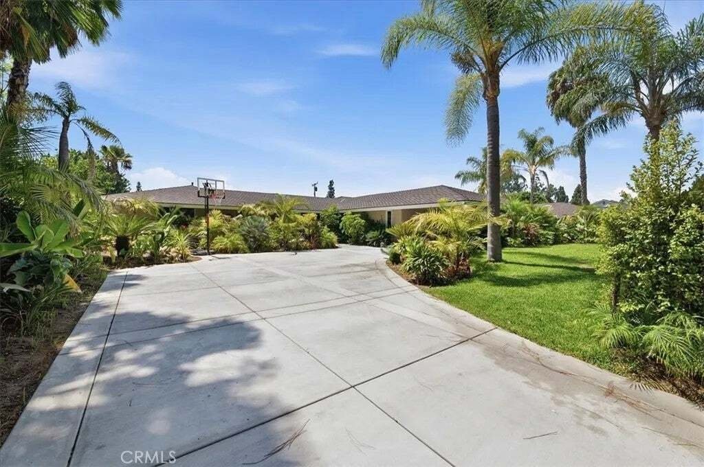 House in Fullerton, California, United States 3 - 18959380