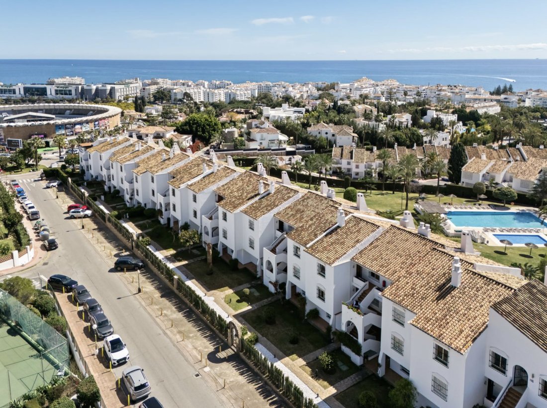 Apartment in Nueva Andalucia, Marbella, Spain 1 - 18959892