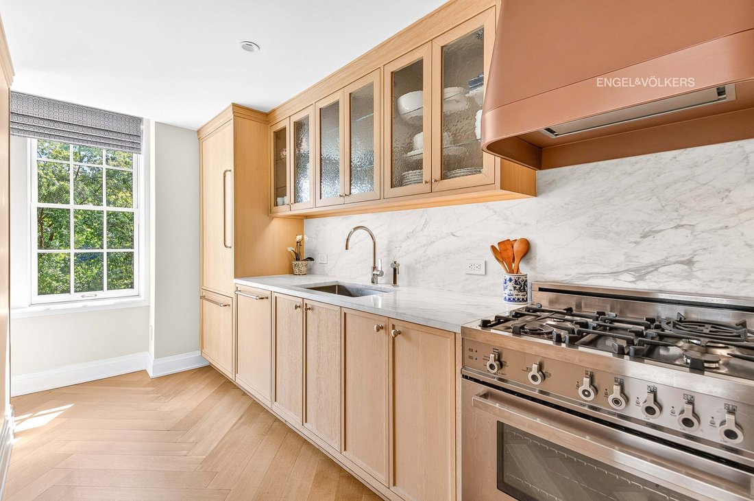 Condo in New York, New York, United States 3 - 18959728