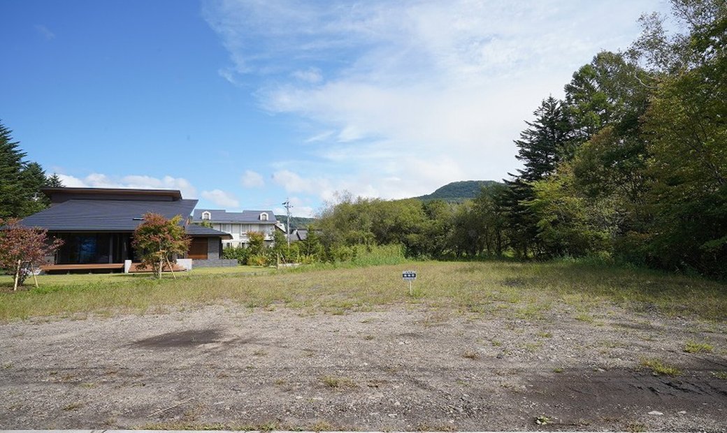 Spacious Residential Land for Sale in Karuizawa with Mount Hanareyama Views - News Directory 3