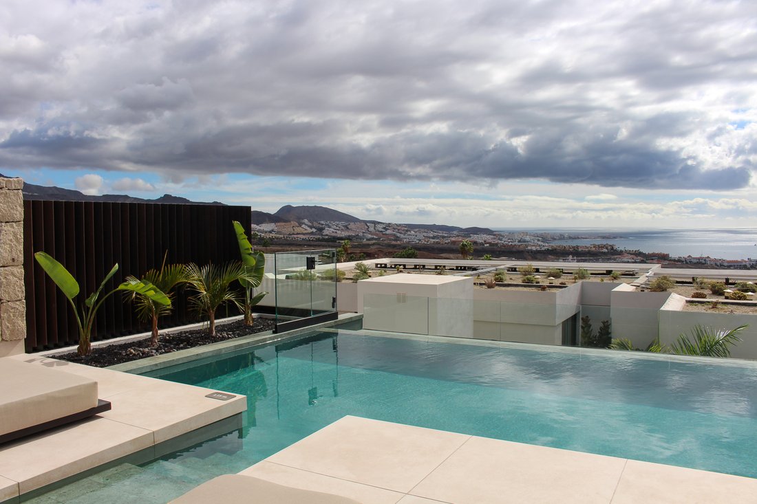 Villa in La Caleta, Adeje, Canary Islands 5 - 18960561