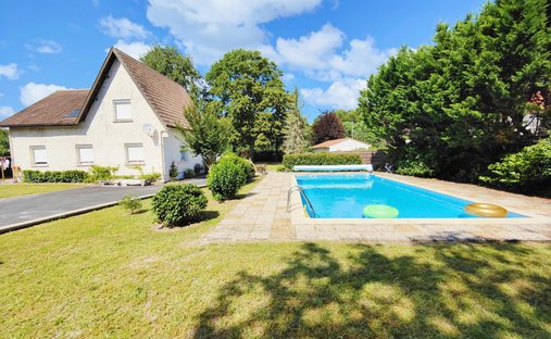 Haus in Sud, Léognan, Frankreich 1
