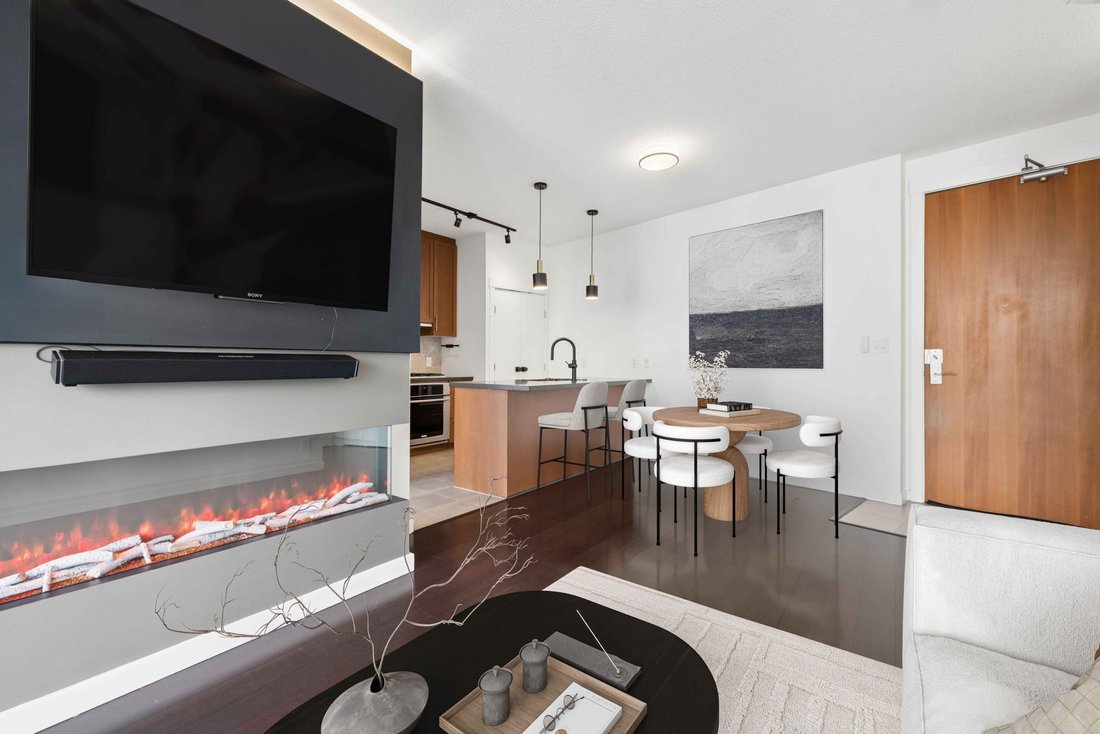Apartment in Vancouver, British Columbia, Canada 3 - 18960256