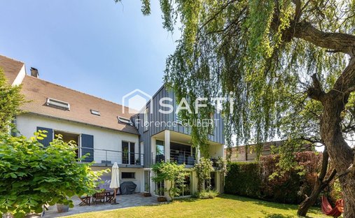 House in Clairieres, Verneuil-sur-Seine, France 1