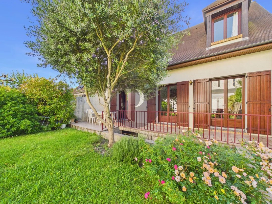 House in Antony, Ile-de-France, France 1 - 18098834