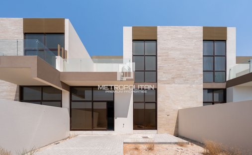 Townhouse in MBR City / Mohammed Bin Rashid City, Dubai, United Arab Emirates 1
