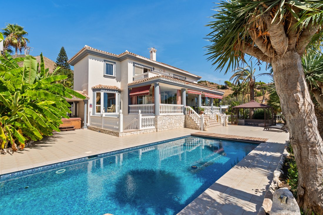 Villa in Benalmadena, Andalusia, Spain 1 - 18959884