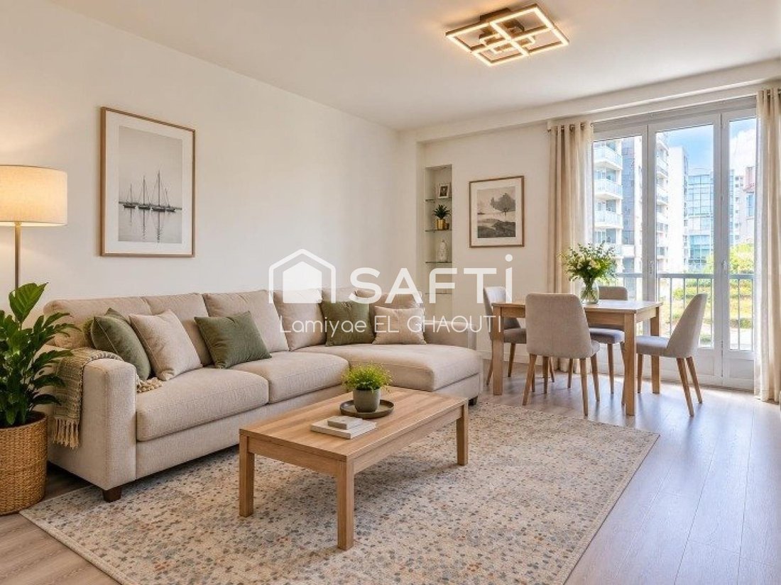 Apartment in Hôtel de Ville-Planchette, Levallois-Perret, France 2 - 18961739