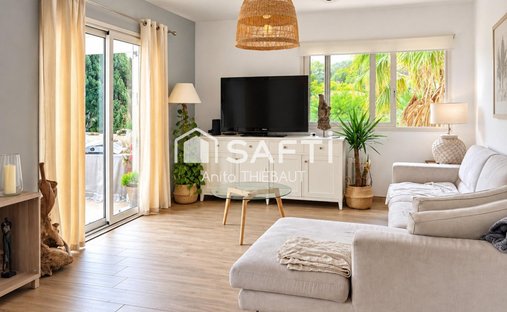 Apartment in Le Dramont-Agay-Anthéor-Le Trayas, Saint-Raphaël, France 1