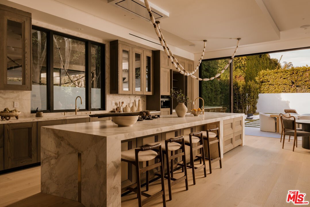 House in Beverly Hills, California, United States 5 - 18960681