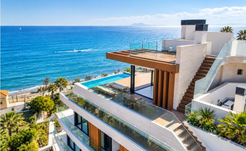 Penthouse in Estepona, Andalusia, Spain 1