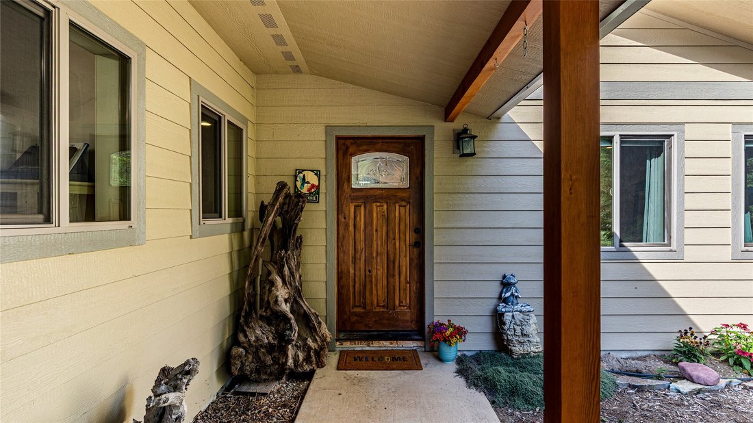 House in Bigfork, Montana, United States 3 - 18960356