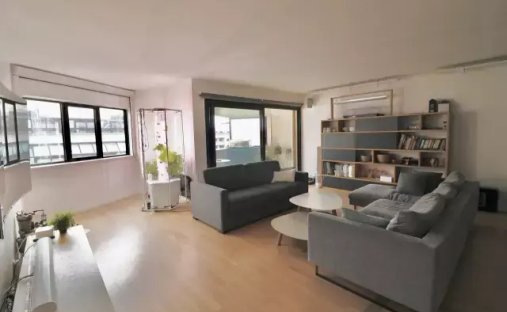 Apartment in Reine-Mairie, Boulogne-Billancourt, France 1