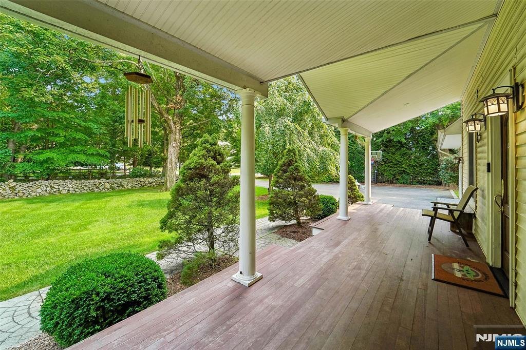 House in Allendale, New Jersey, United States 3 - 18960484