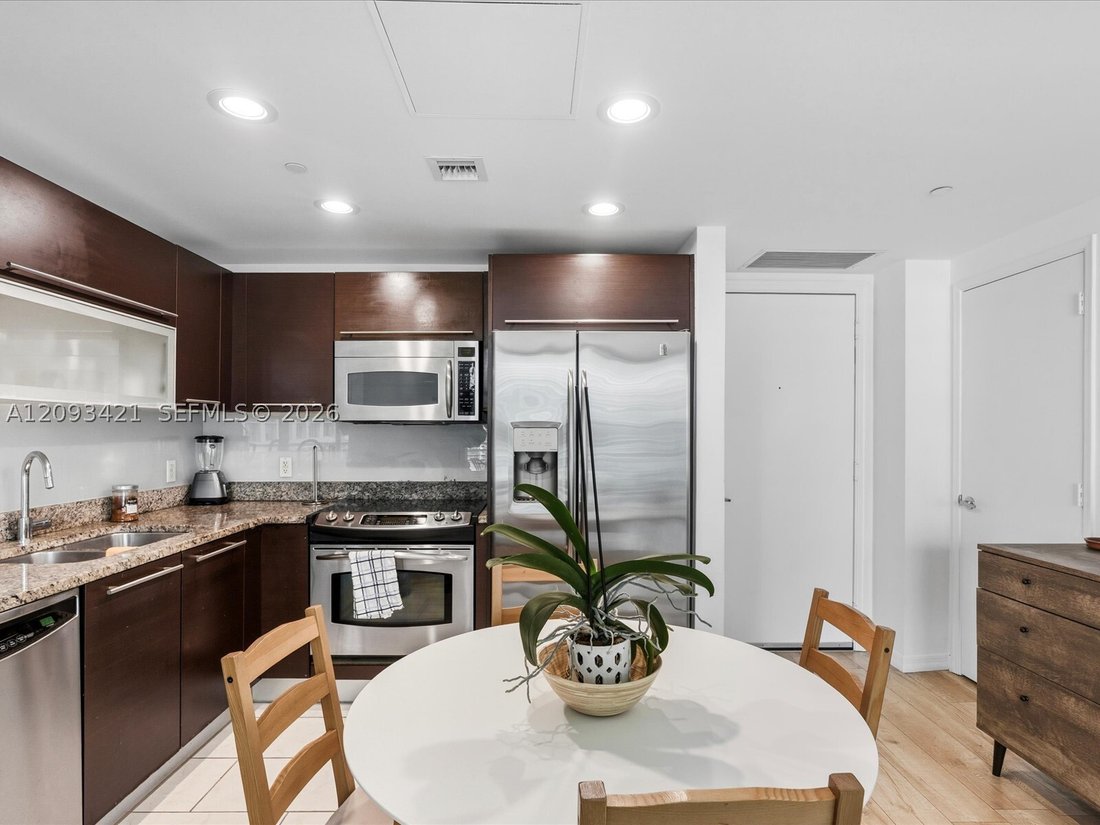 Condo in Miami, Florida, United States 3 - 18960423