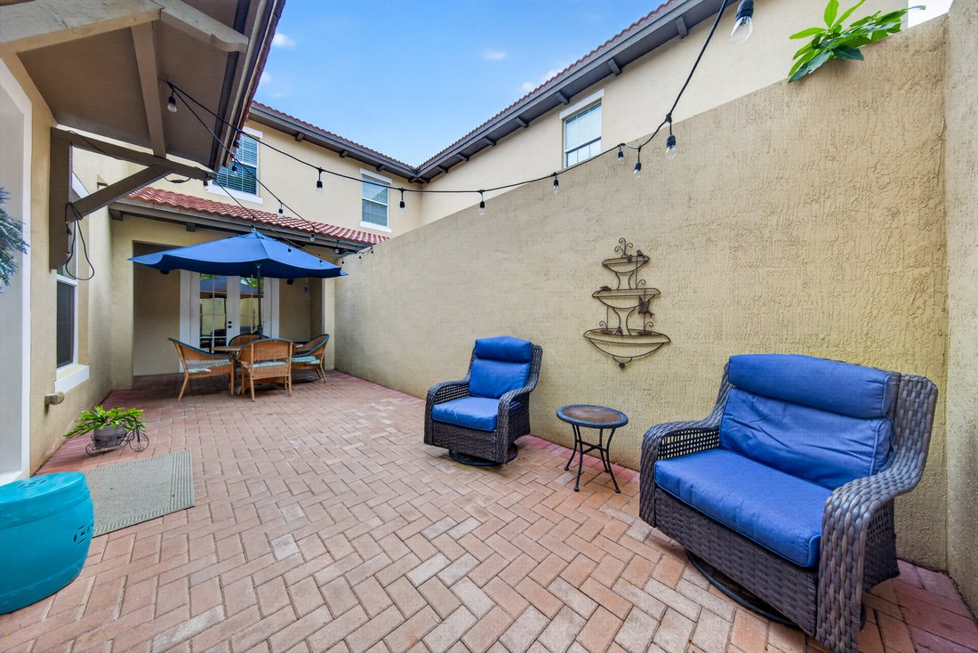 Townhouse in Miramar, Florida, United States 2 - 18960221