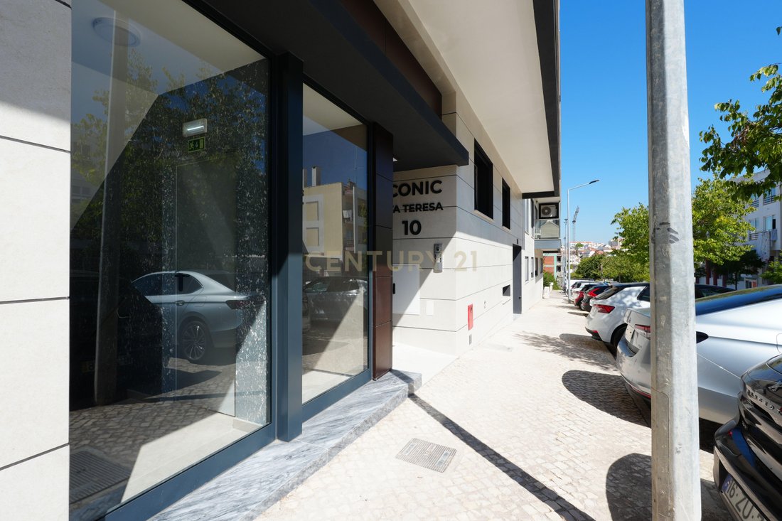 Apartment in Charneca de Caparica e Sobreda, Setubal, Portugal 3 - 18959981