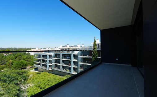 Apartment in Charneca de Caparica e Sobreda, Setubal, Portugal 1