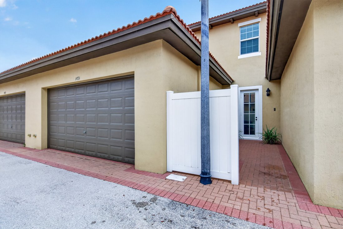 Townhouse in Miramar, Florida, United States 4 - 18960221