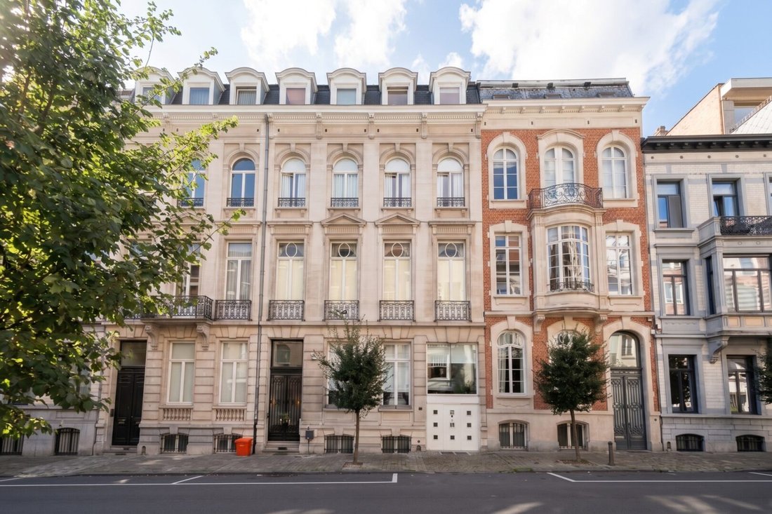 Villa in Elsene, Brussels, Belgium 2 - 18961107