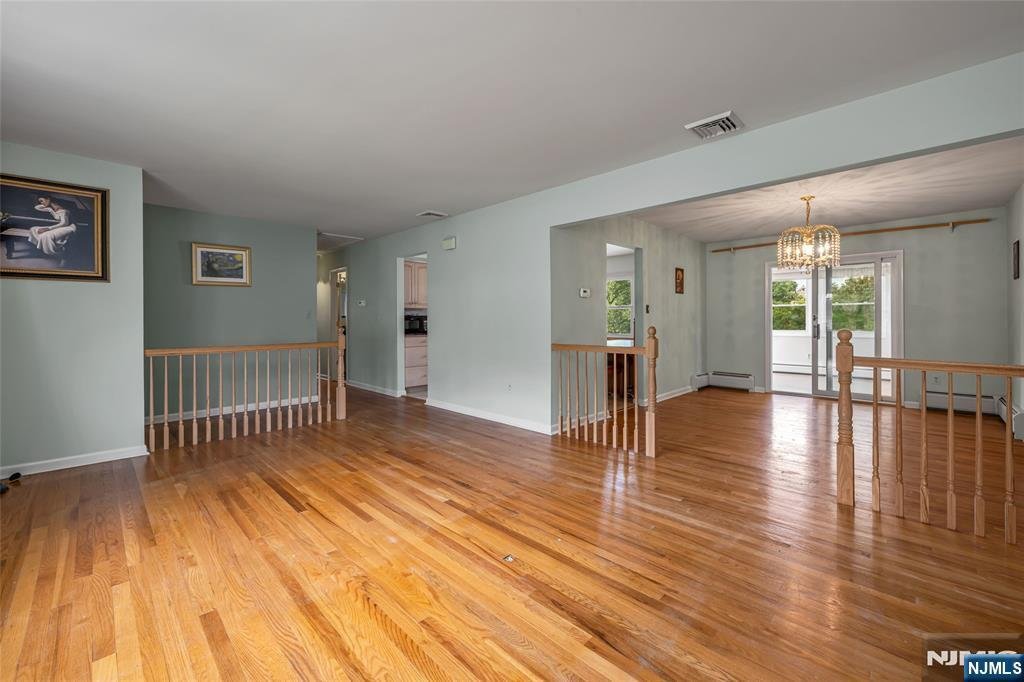 House in Wanaque, New Jersey, United States 3 - 18960478