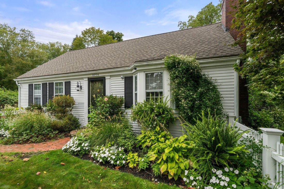 House in Barnstable, Massachusetts, United States 4 - 18960194