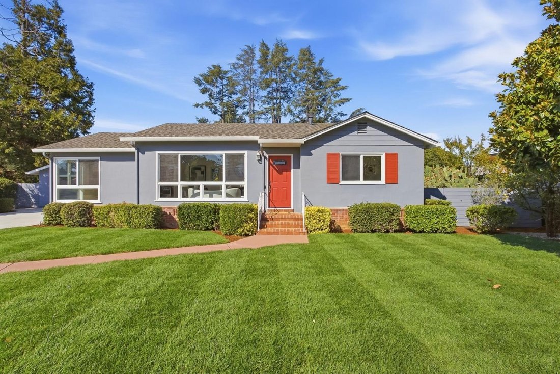 House in Los Altos Hills, California, United States 2 - 18960495