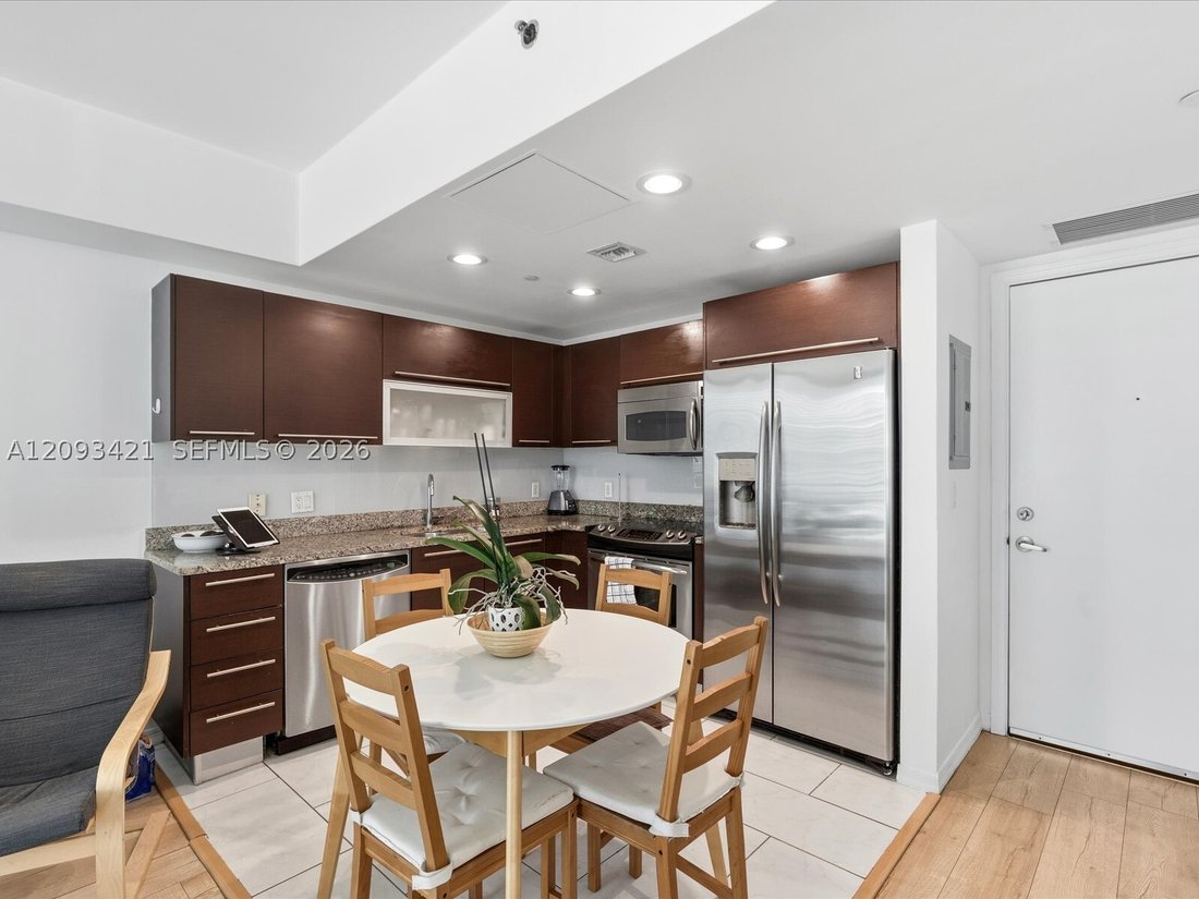 Condo in Miami, Florida, United States 1 - 18960423
