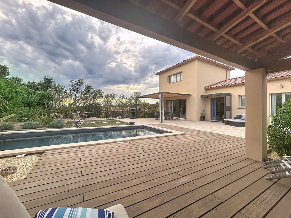 House in Lauris, Provence-Alpes-Côte d'Azur, France 1 - 18960659