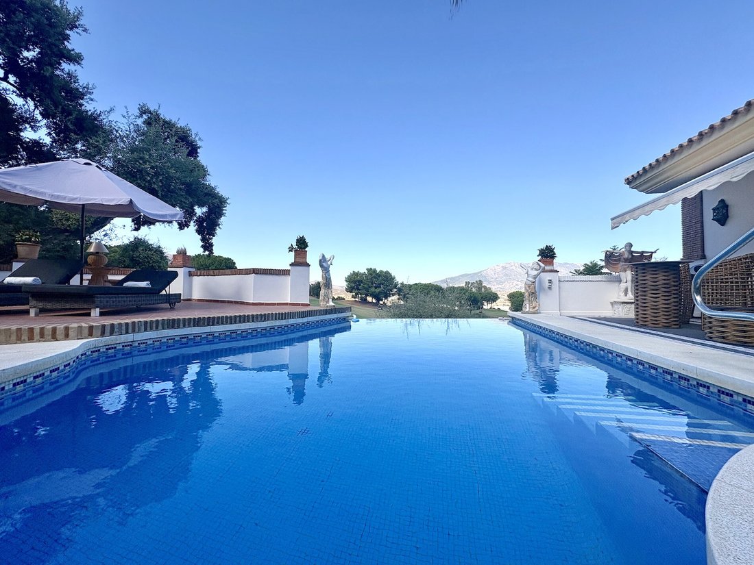 Villa in Mijas, Andalusia, Spain 2 - 18960642