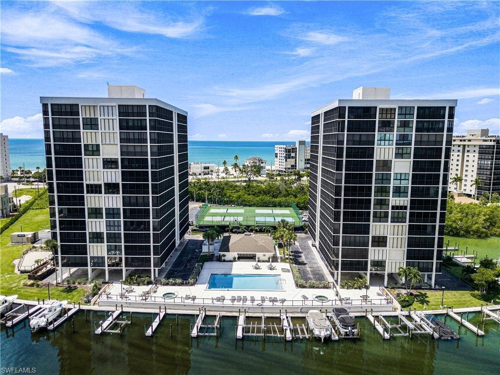 Condo in Bonita Springs, Florida, United States 5 - 18960452