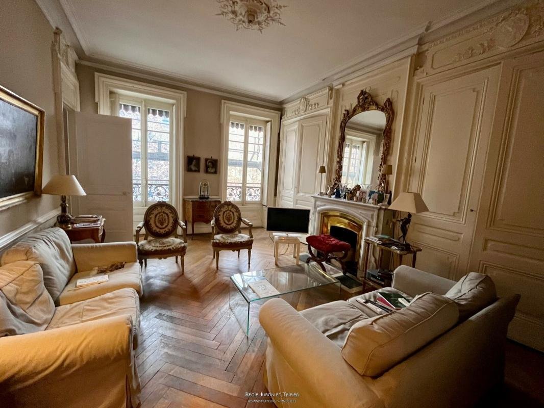 Apartment in Tête d'Or-Foch-Vitton, Lyon 6e Arrondissement, Lyon 1 - 18959802