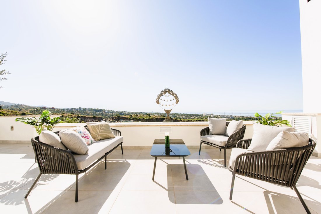 Penthouse in Elviria-Cabopino, Marbella, Spain 1 - 18960725