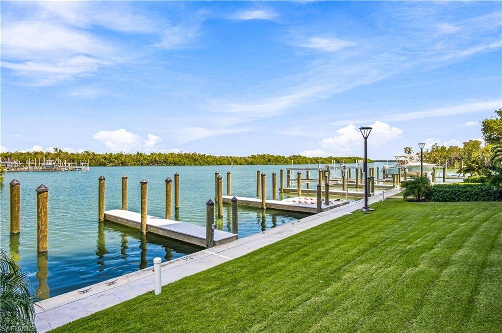 Condo in Bonita Springs, Florida, United States 2 - 18960452