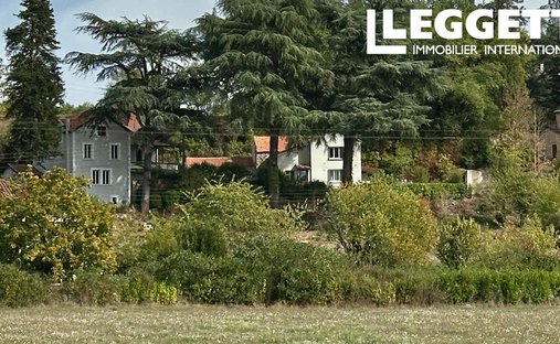 House in Luzech, Occitania, France 1
