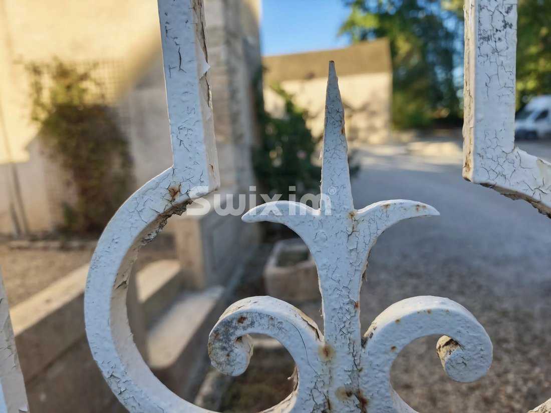 Estate in Montagny-les-Beaune, Bourgogne – Franche-Comté, France 1 - 18960086
