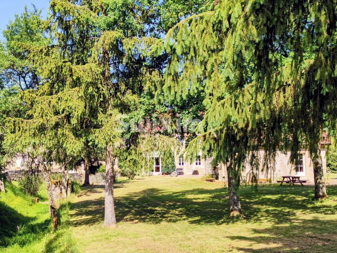 Estate in Arnay-le-Duc, Bourgogne – Franche-Comté, France 2 - 18960074