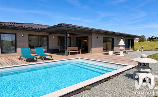 House in Saint-Marcory, Nouvelle-Aquitaine, France 1