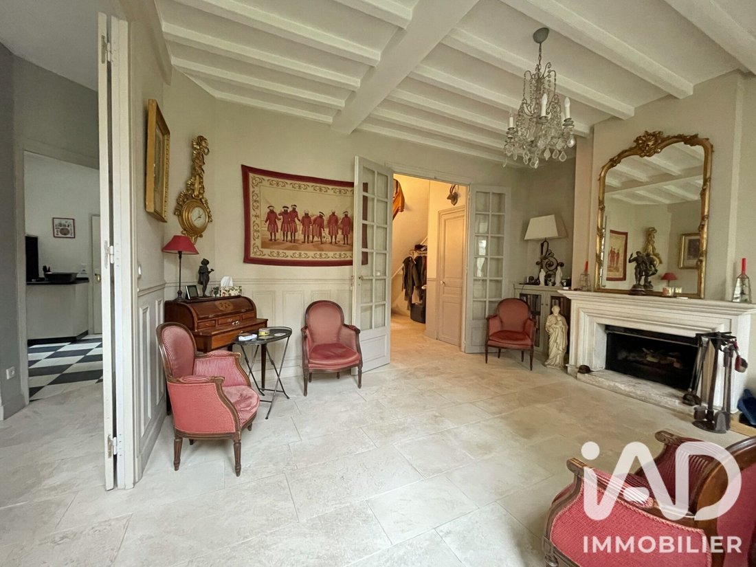 House in Compiegne, Hauts-de-France, France 1 - 18963306