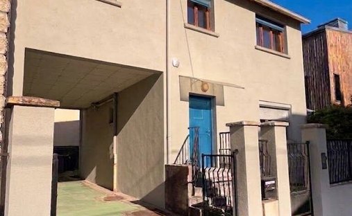 House in Barnufles, Le Kremlin-Bicetre, France 1