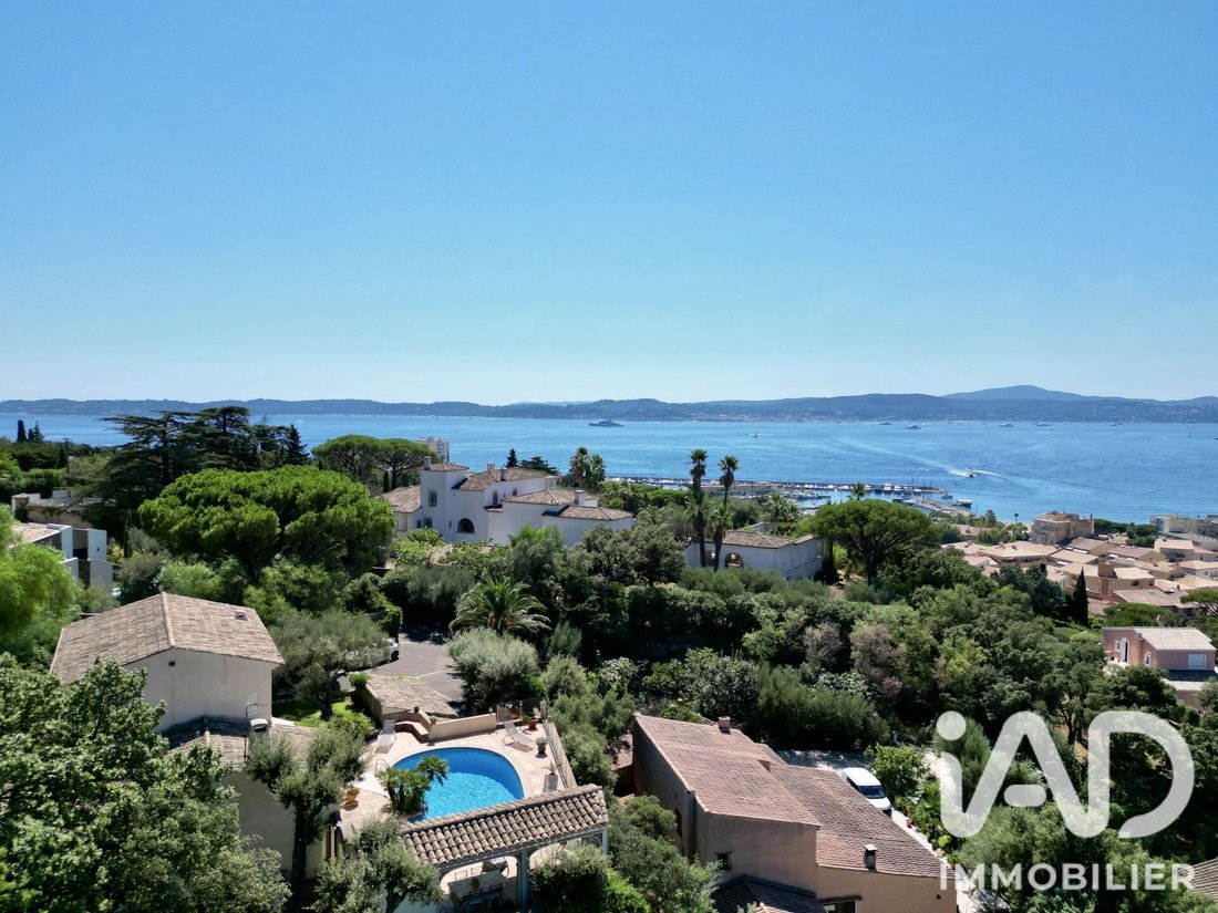 House in Ville-Les Saquedes-Le Bouillonnet, Sainte-Maxime, France 4 - 18962839