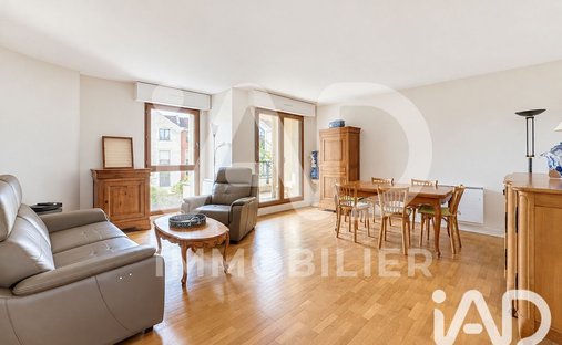 Apartment in Napoleon, Maisons-Laffitte, France 1