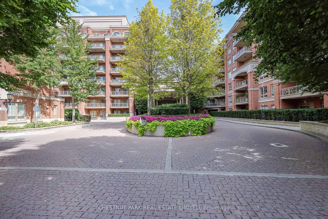 Apartment in Toronto, Ontario, Canada 1 - 18960863