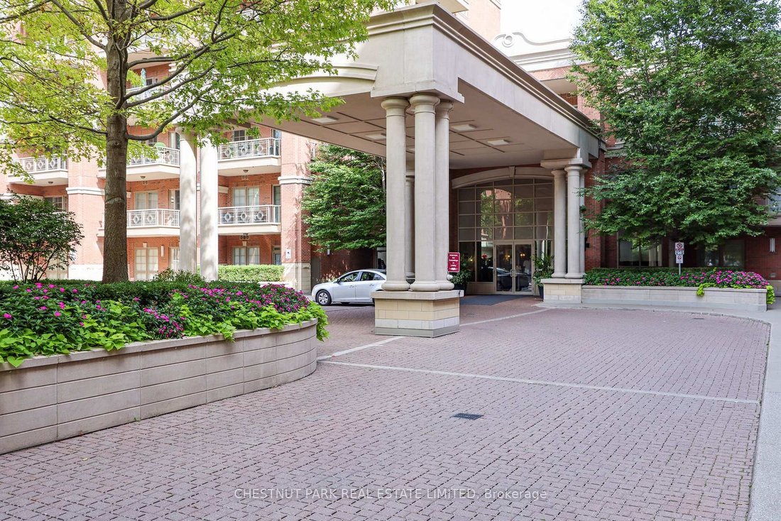 Apartment in Toronto, Ontario, Canada 2 - 18960863