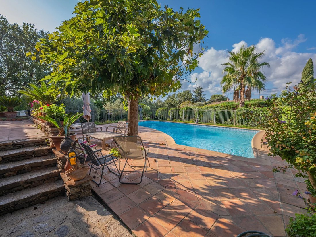 Villa in Grimaud, Provence-Alpes-Côte d'Azur, France 5 - 18959814