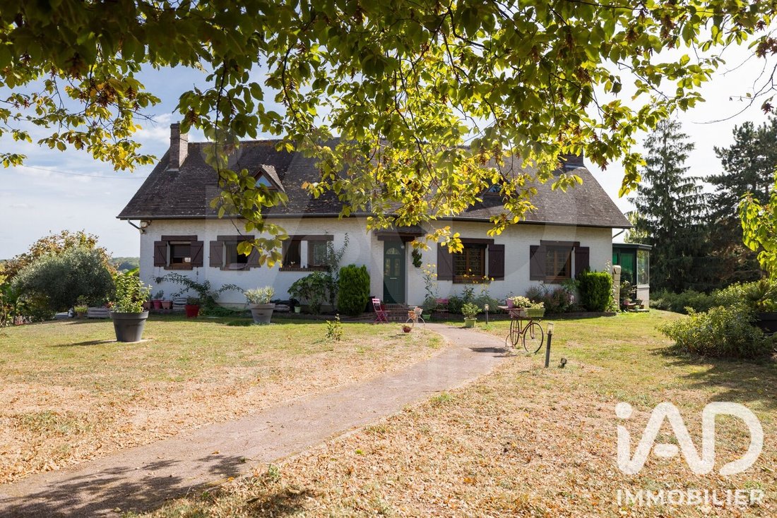House in Saint-Pierre-de-Bailleul, Normandy, France 1 - 18962879