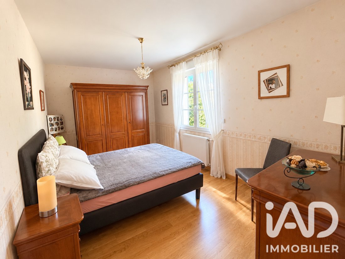 House in Saint-Cyr-sur-Loire, Centre-Val de Loire, France 5 - 18963474